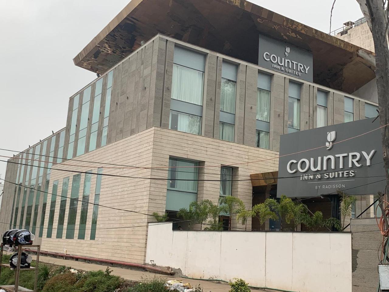 Country Inn & Suites By Radisson Chandigarh Zirakpur Zewnętrze zdjęcie